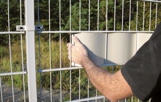 taśmy ogrodzeniowe montaż