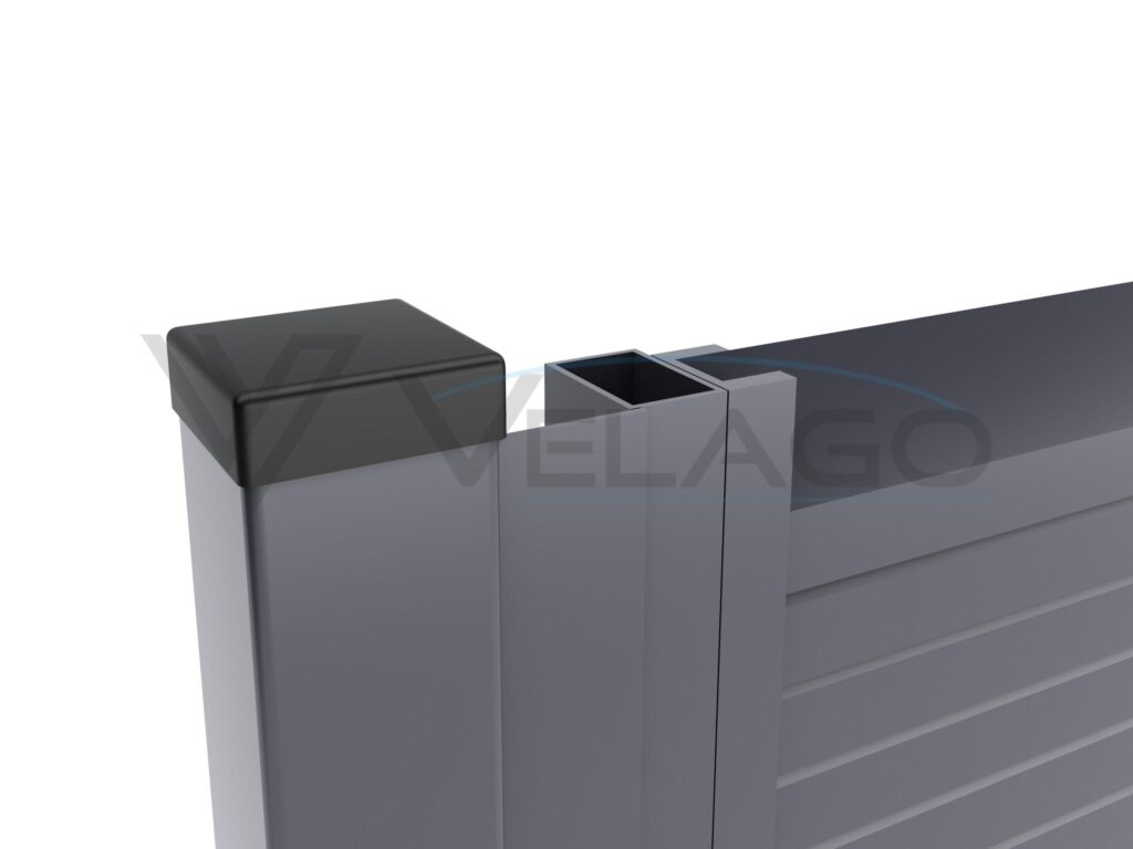 Aluminiowe ogrodzenie żaluzjowe COPERTO – widok frontowy z furtką i słupkami 100×100 mm